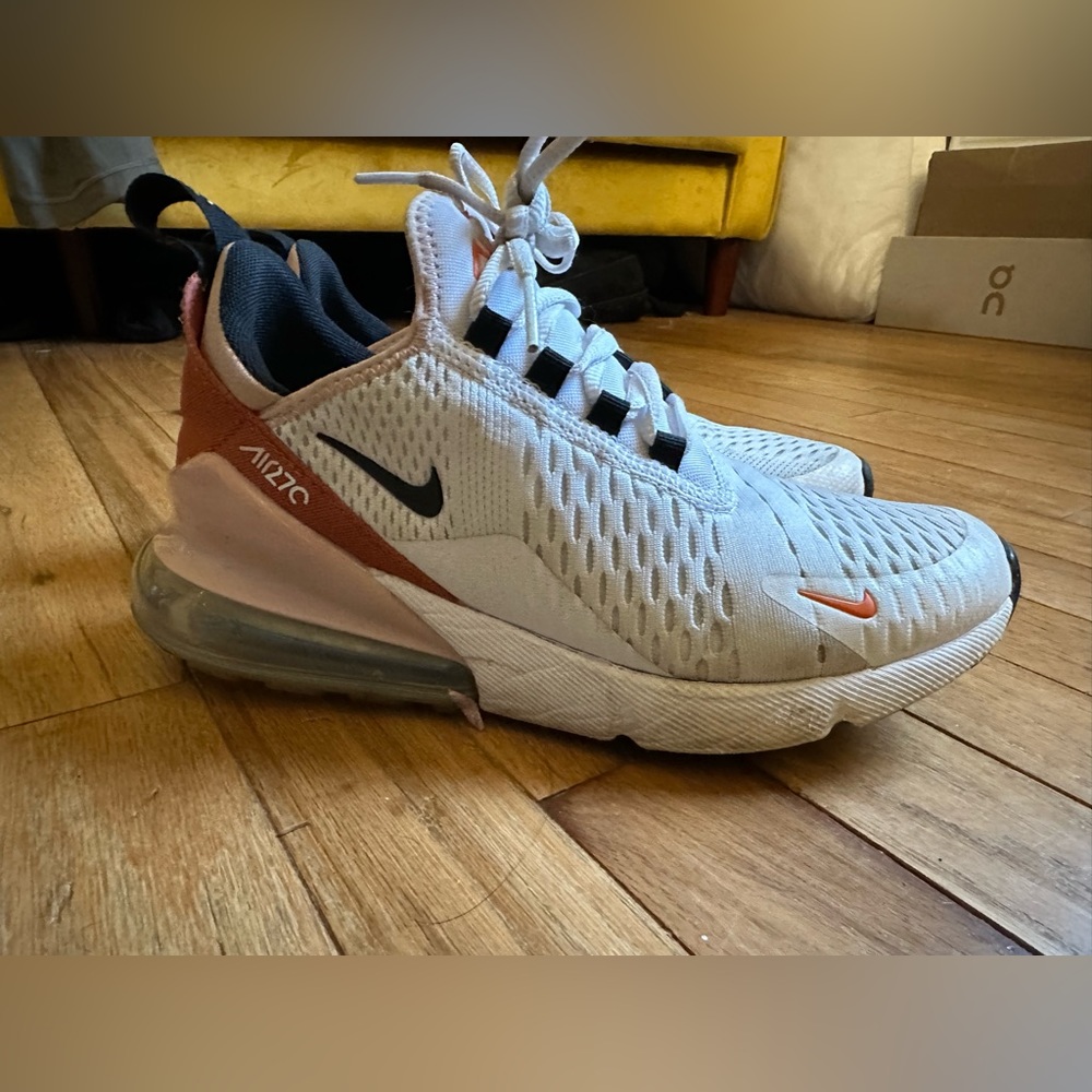 Like New Air Max 270